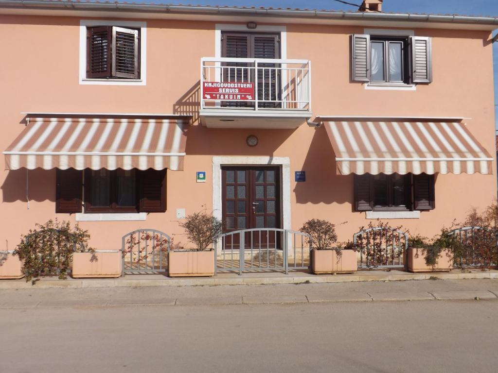 Apartments Mediteraneo Тар Экстерьер фото